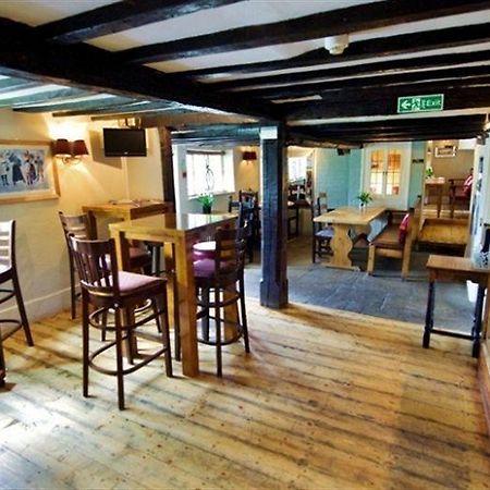 The Cherry Tree Inn 亨利昂泰晤士 外观 照片